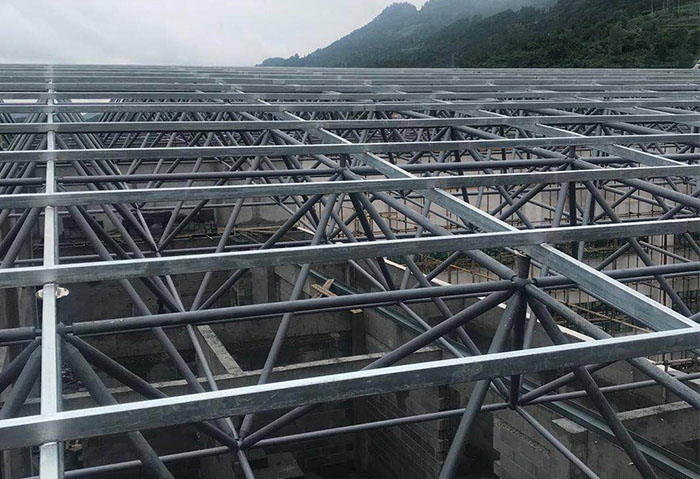 白山仁怀冠英学校艺体楼网架
