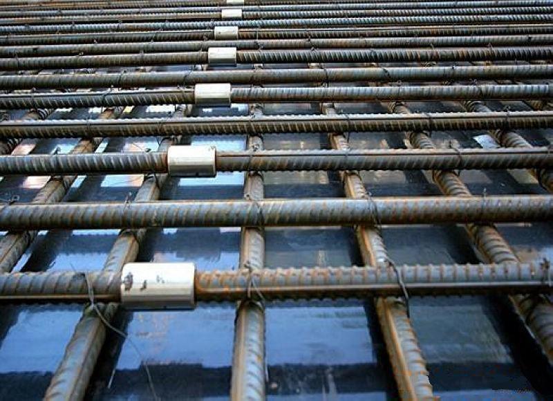 白山为什么建楼房时，要在钢筋上加一排小圆环？原来作用这么大